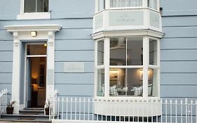 Lindholme Guest House Tenby